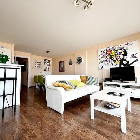 In With Stunning Sea Views *
