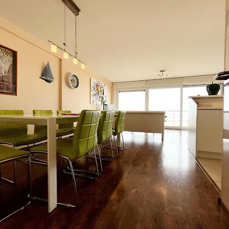 Apartment In With Stunning Sea Views *