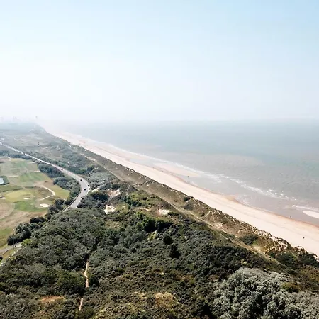 In With Stunning Sea Views Apartment