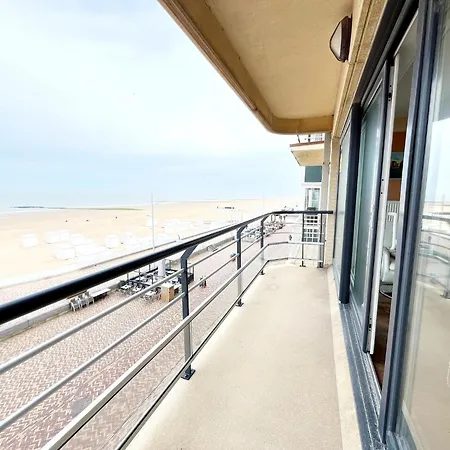 Apartment In With Stunning Sea Views